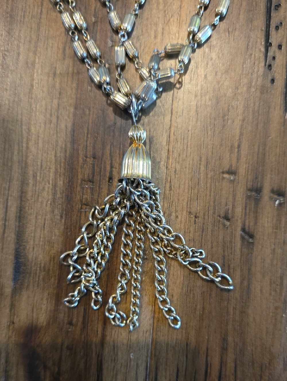 Sophisticated Statement Necklace - Picture 2 of 4